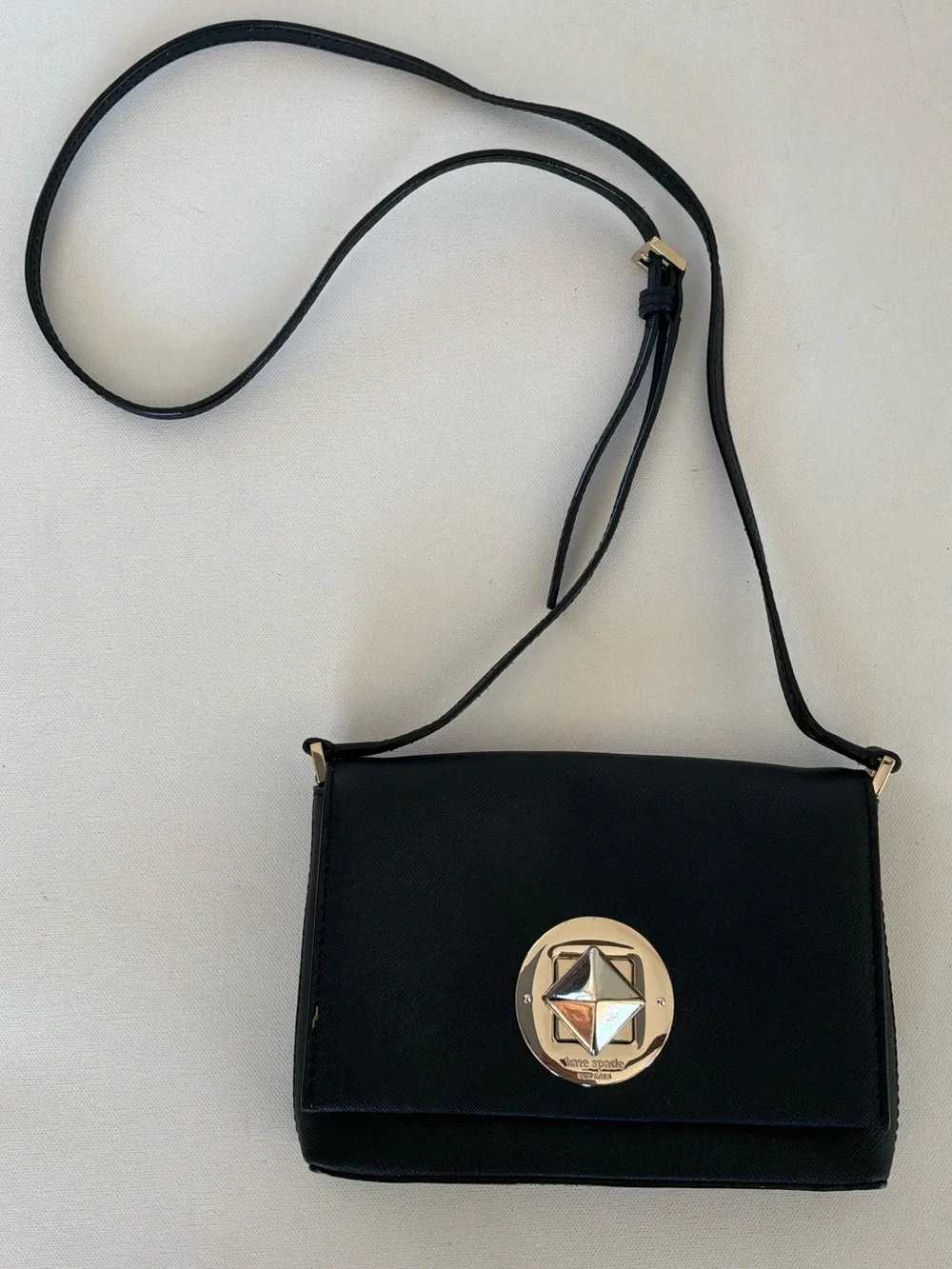 Kate Spade New York Black Saffiano Leather Crossbody Wallet Purse